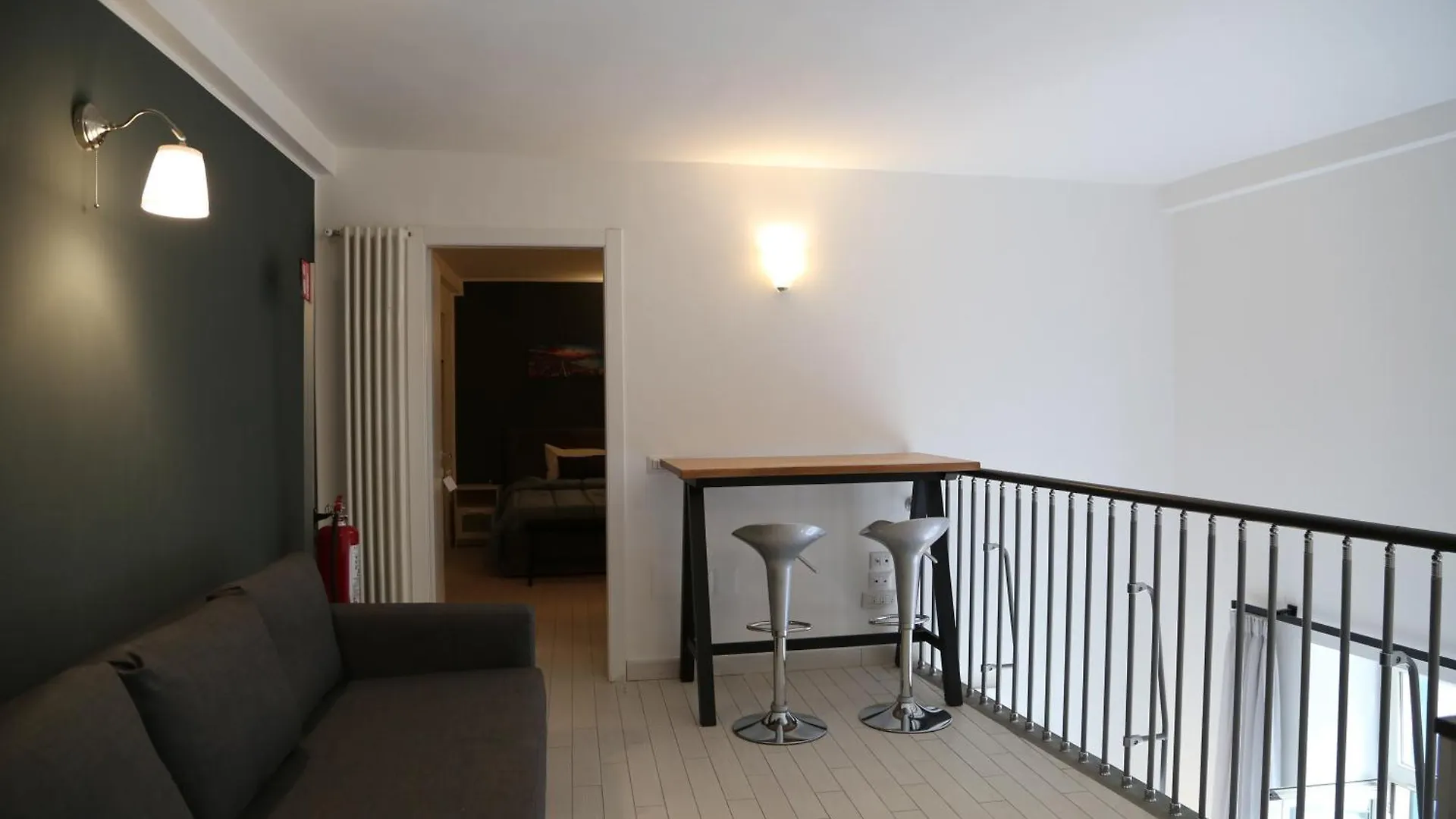 Aparthotel Resta Cu Mme A Chiaia Napoli