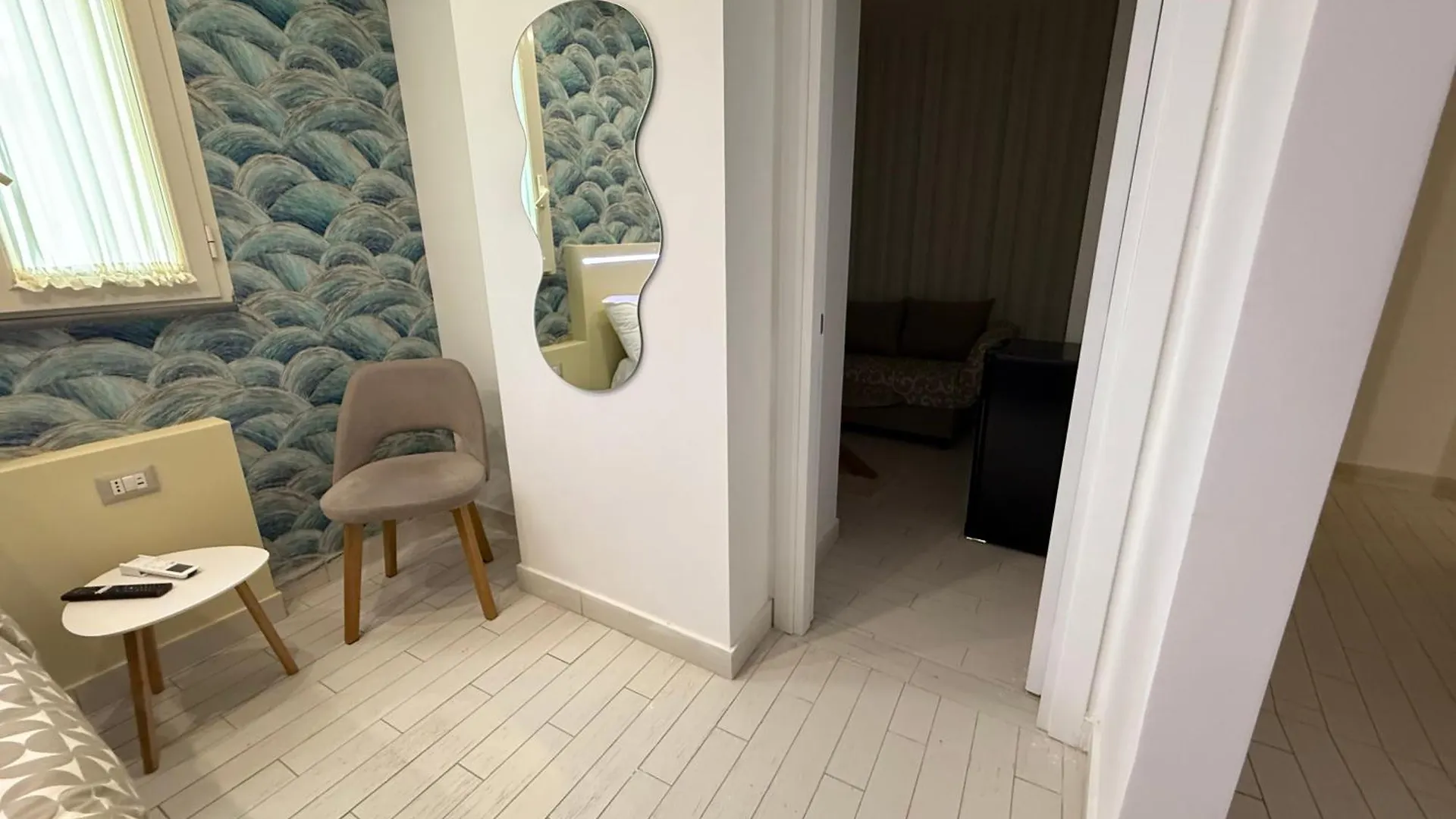 Aparthotel Resta Cu Mme A Chiaia Napoli