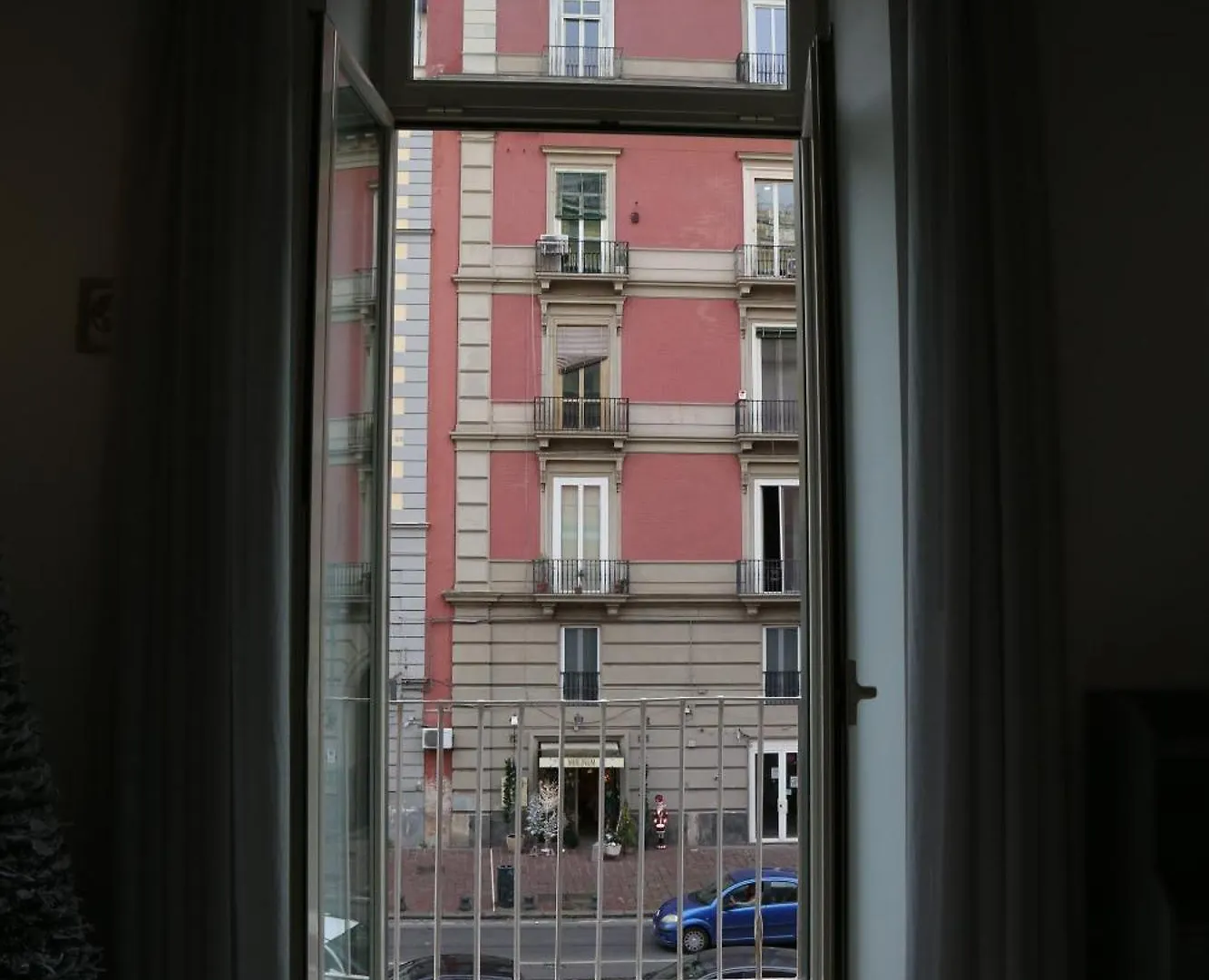 Resta Cu Mme A Chiaia Aparthotel Naples